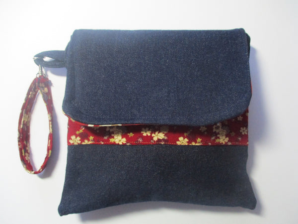 A Pocket Full Of Posies- Wristlet